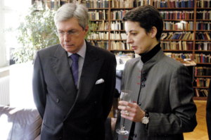 Sergei Krylov, russischer Botschafter Tatjana Erschow, Leiterin und Geschäftsführerin der Tolstoi-Bibliothek